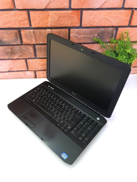 Dell Latitude E5530 Dell Latitude E5530