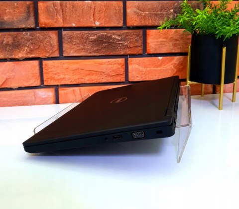 Dell Latitude 5490 Dell Latitude 5490
