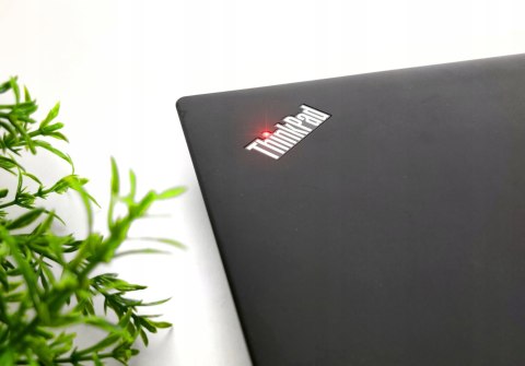Lenovo ThinkPad P72 Xeon 4K Nvidia P5200 Lenovo ThinkPad P72 Xeon 4K Nvidia P5200