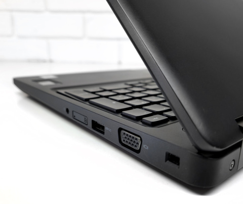 Dell Latitude 5591 Dell Latitude 5591