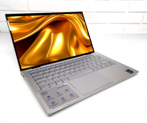 Dell Inspiron 7306 2-in-1 Dell Inspiron 7306 2-in-1