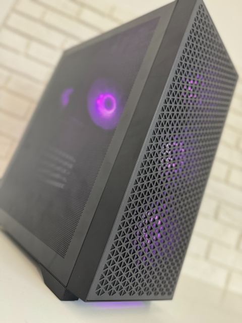 Komputer stacjonarny do gier! | RTX2060 | Intel Core i5 Komputer stacjonarny do gier! | RTX2060 | Intel Core i5