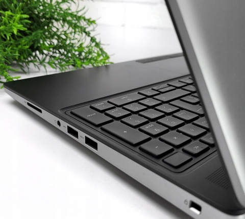 Dell Precision 7550 Dotykowy