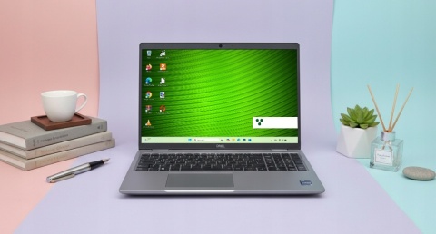 Laptop Dell Latitude 5530 i7 16GB RAM 256GB SSD 15,6" Full HD powystawowy