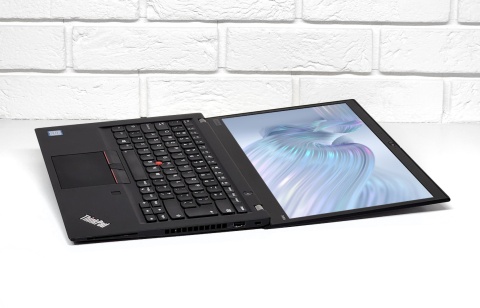 Laptop Lenovo ThinkPad T490s i7 14 cali dotykowy Full HD ekran 180 stopni