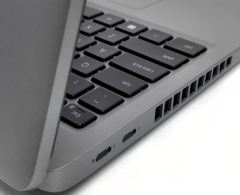 Laptop Dell Latitude 5520 i5 32GB RAM 2TB SSD 15,6" Full HD powystawowy