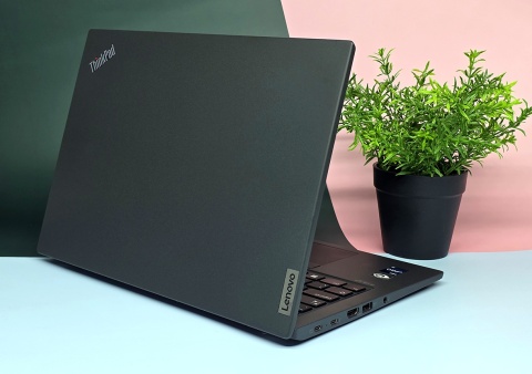 Laptop Lenovo ThinkPad X13 Gen 3 i7 32GB RAM 512GB SSD 13,3" WUXGA powystawowy