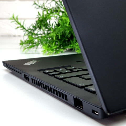 Laptop Lenovo ThinkPad T14 Gen 1 AMD RYZEN 16GB RAM 512GB SSD 14" Full HD dotykowy powystawowy