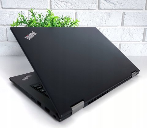 Laptop Lenovo ThinkPad x390 Yoga i7 16GB RAM 2TB SSD 13" Full HD dotykowy poleasingowy