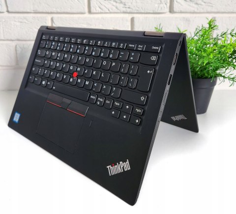 Laptop Lenovo ThinkPad x390 Yoga i7 16GB RAM 2TB SSD 13" Full HD dotykowy poleasingowy