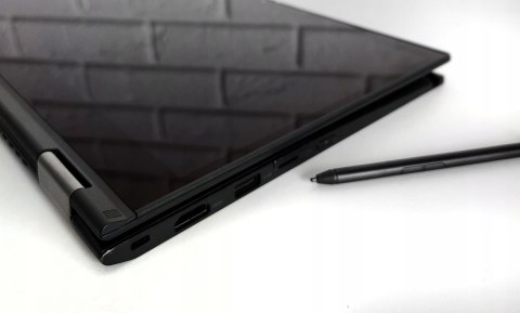 Laptop Lenovo ThinkPad x390 Yoga i7 16GB RAM 2TB SSD 13" Full HD dotykowy poleasingowy