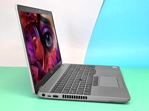 Laptop Dell Latitude 5511 i5 32GB RAM 256GB SSD 15,6" Full HD poleasingowy