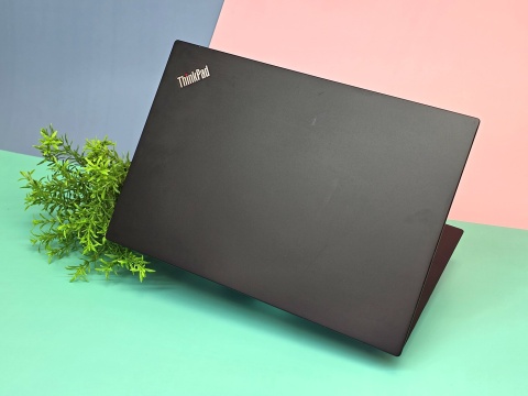 Laptop Lenovo ThinkPad T490s i7 16GB RAM 512GB SSD 14" Full HD dotykowy poleasingowy