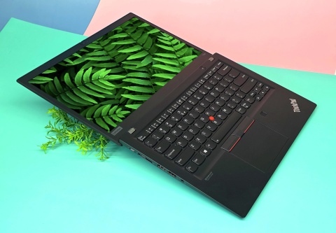Laptop Lenovo ThinkPad T14s G1 Ryzen 5 Pro 16GB RAM 512GB SSD 14" Full HD powystawowy
