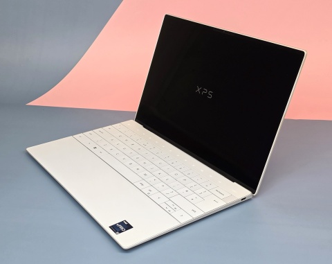 Laptop Dell XPS 9320 Plus i7 32GB RAM 512GB SSD 13.4" Full HD+ powystawowy